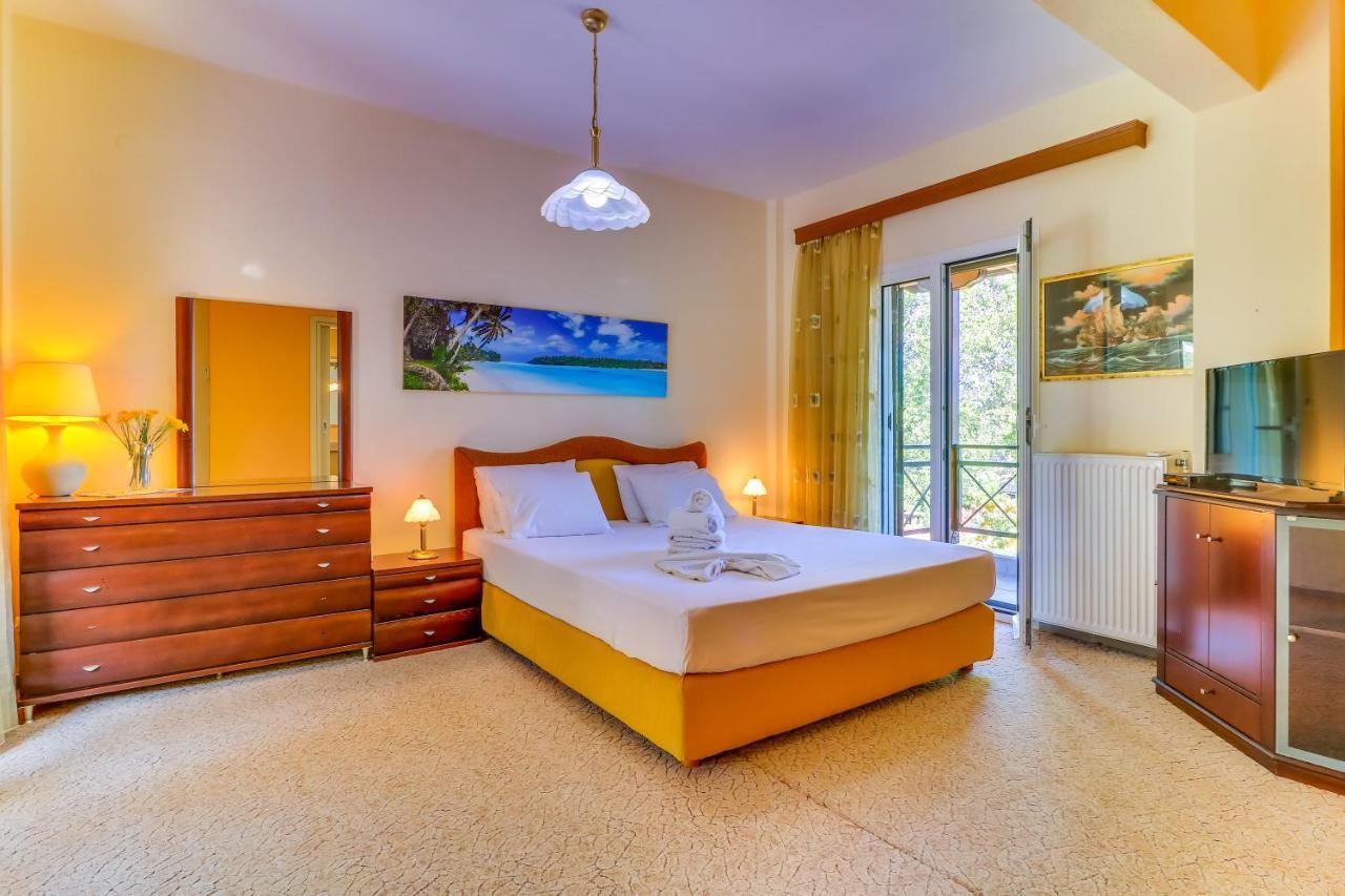 Villa Laguna Vourvourou Eksteriør billede